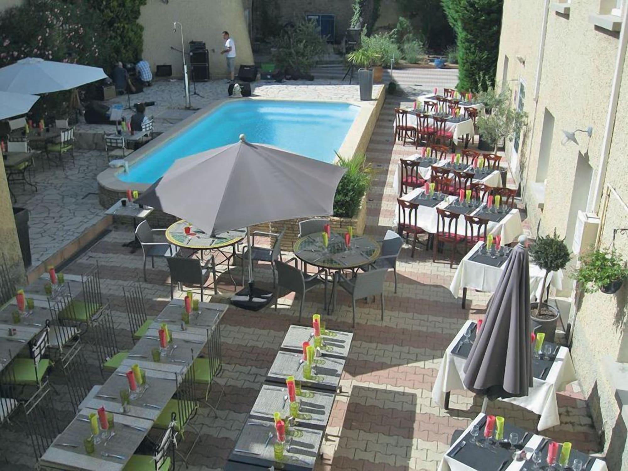 فندق لا باتسايد Entraigues-sur-la-Sorgue المظهر الخارجي الصورة