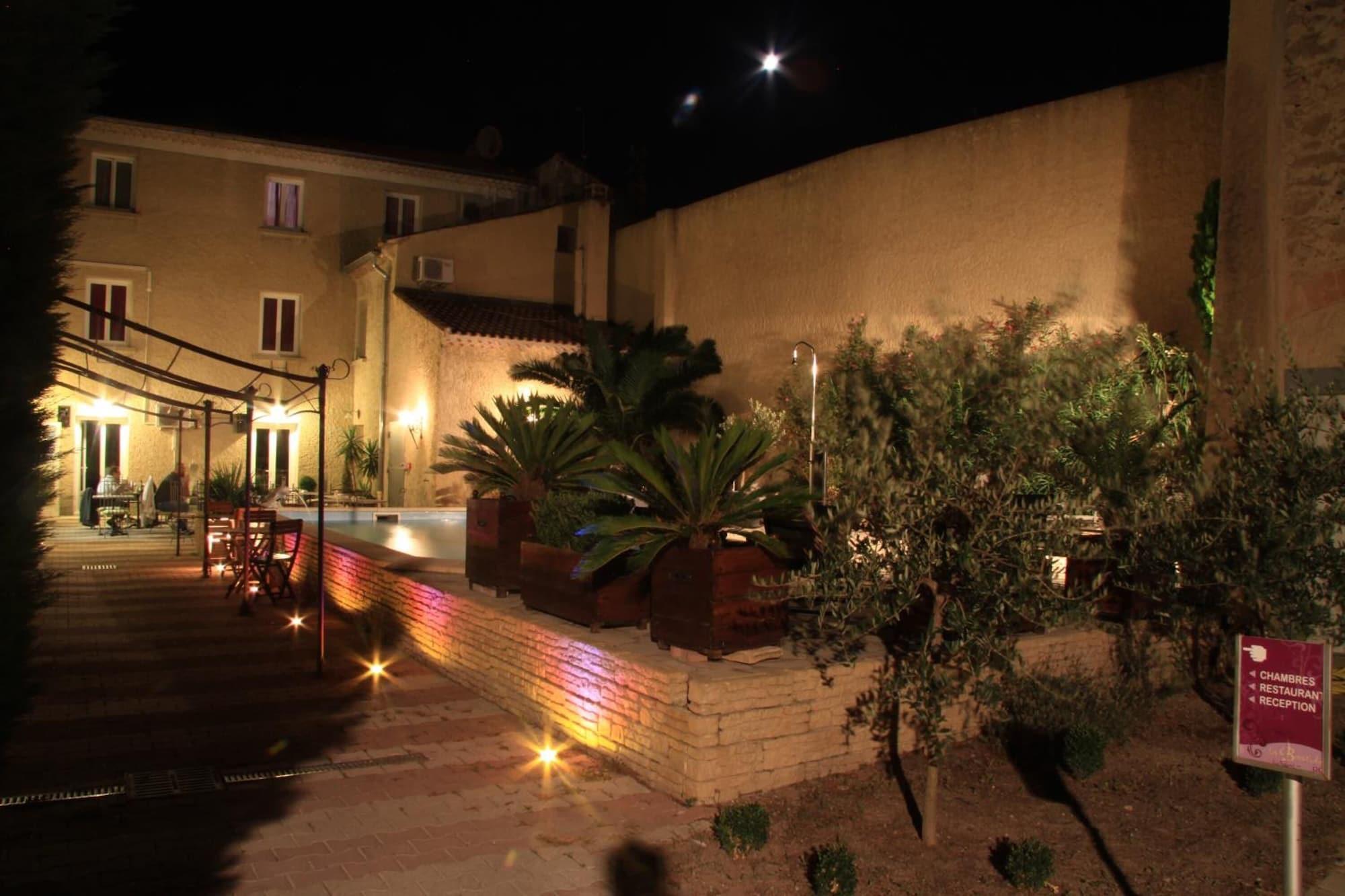 فندق لا باتسايد Entraigues-sur-la-Sorgue المظهر الخارجي الصورة
